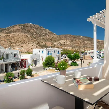O Kapetan Andreas * Kamares (Sifnos)